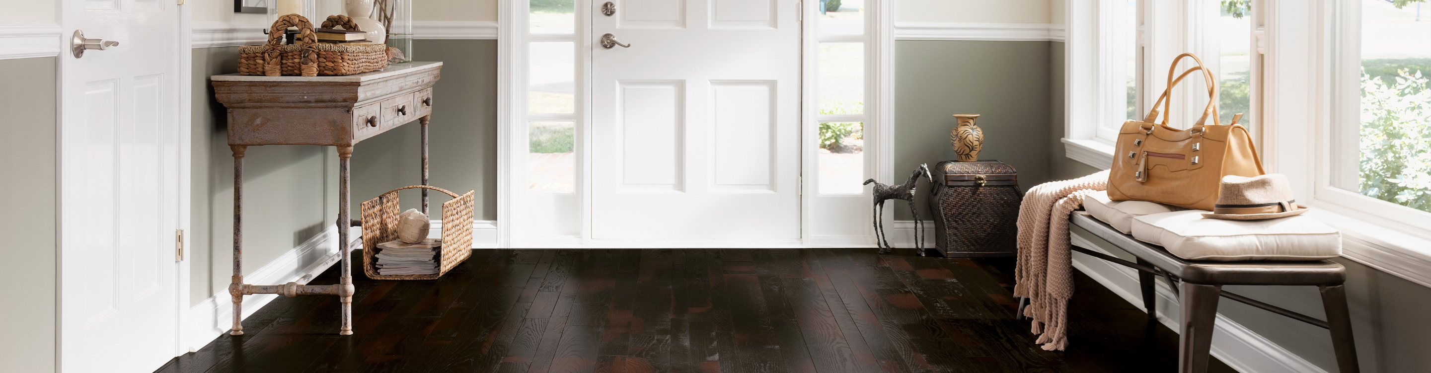 Hardwood flooring in entryway